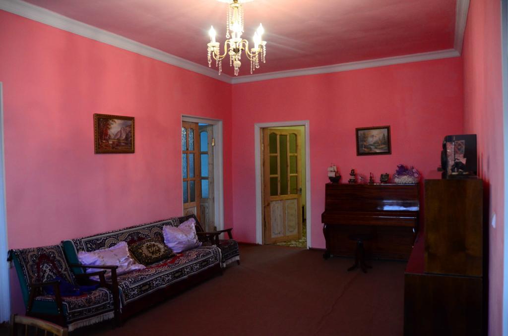 Barseghyan'S Guest House Vardenis Eksteriør billede
